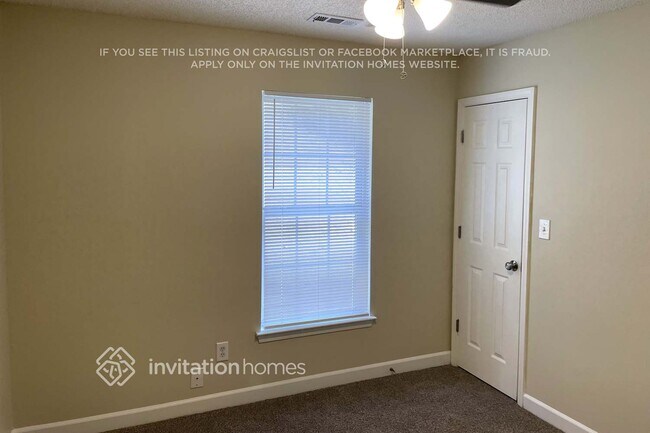 Building Photo - 847 Anchor Way NE