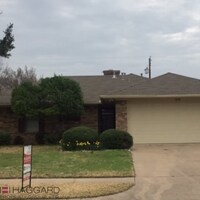 Building Photo - Spacious Home Available in Frisco