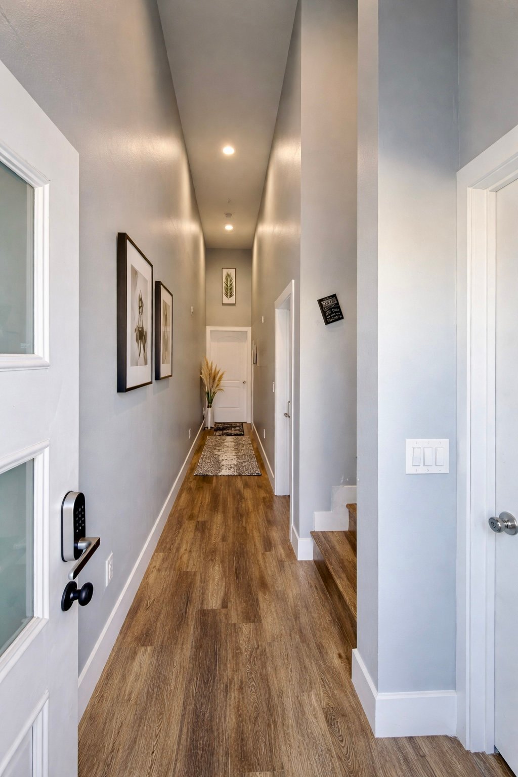 Building Photo - 608 E 29th St