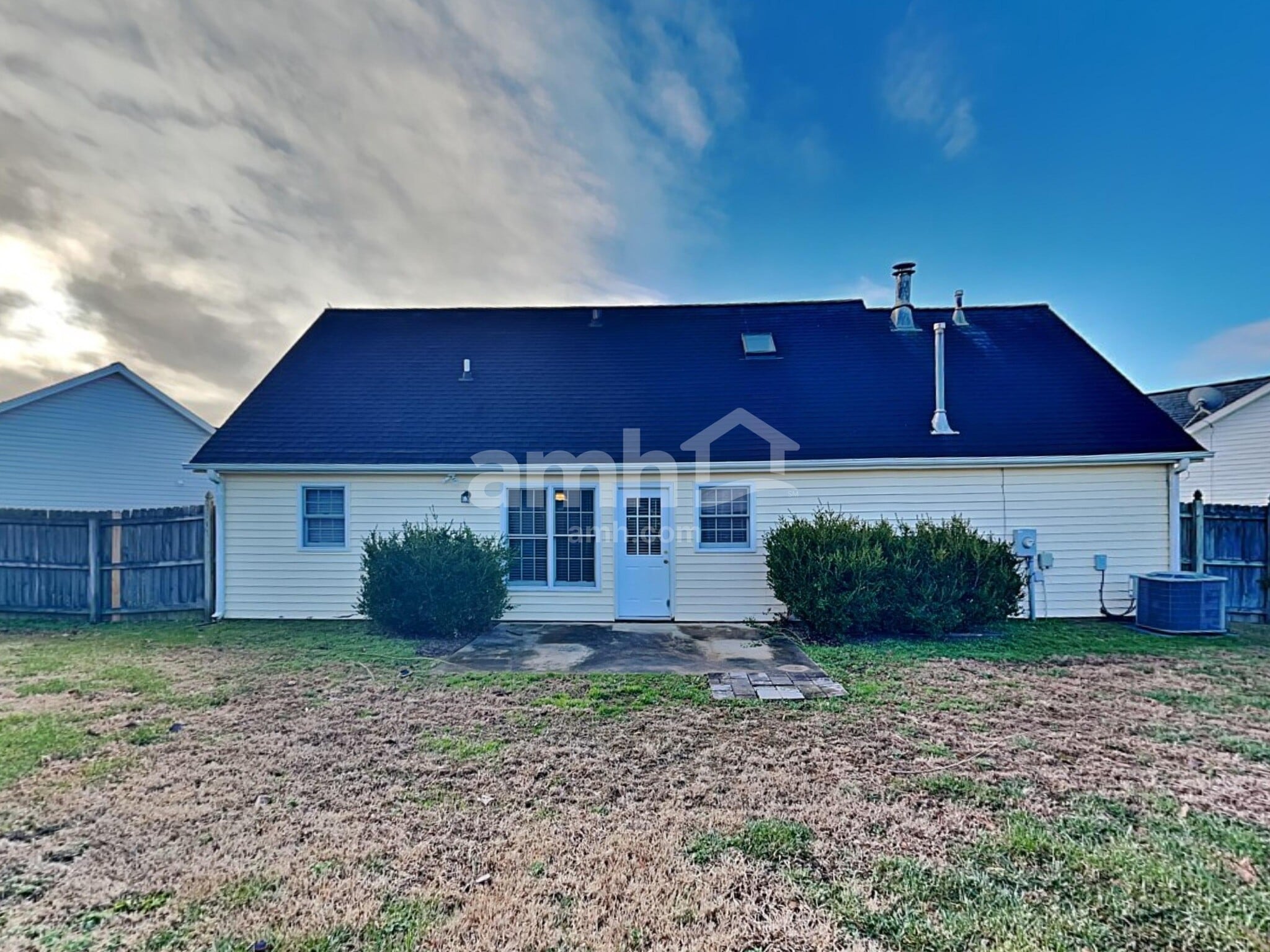 Building Photo - 3700 Whitley Ct
