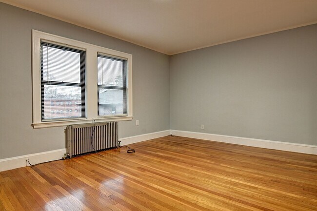 Building Photo - 22 Weston Ave