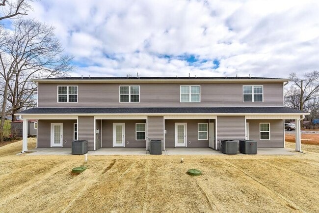Building Photo - 2809 Cruze Dr