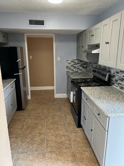 Building Photo - 15615 Summer Briar Ct