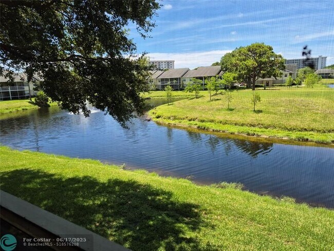 Building Photo - 2823 N Course Dr