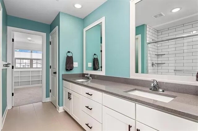 Primary bedroom en-suite bathroom - 7345 Griffey St