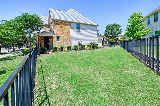 Building Photo - 8000 Choctaw Ln