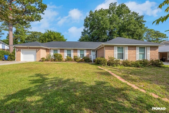 Building Photo - Spacious 4BR House in Fayetteville