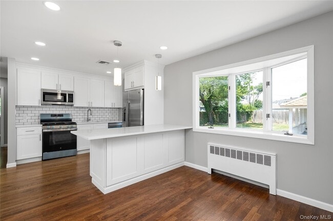 Building Photo - 258 Gilling Rd