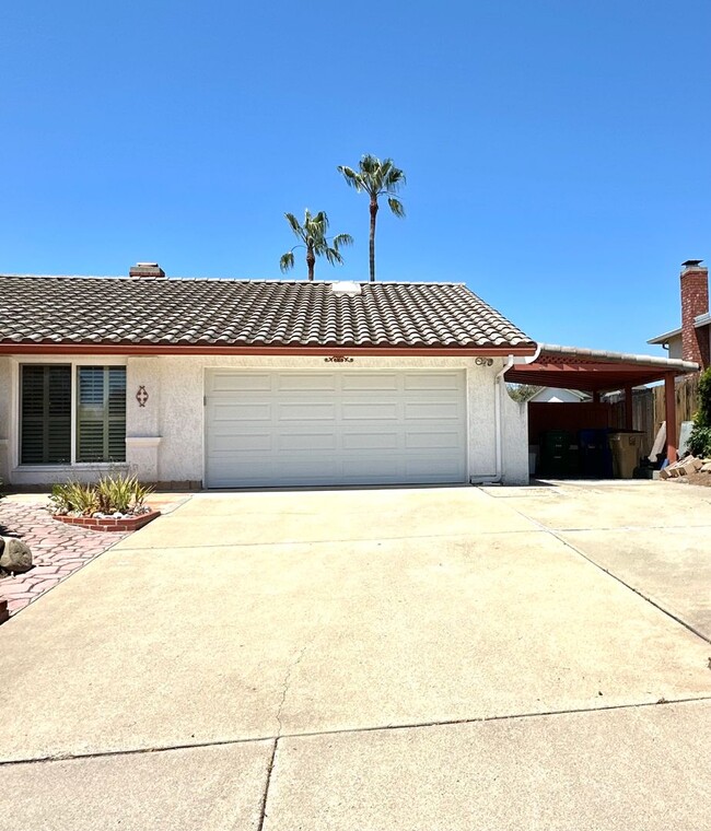 Building Photo - Desirable 4 bedroom home in Mountain View ...
