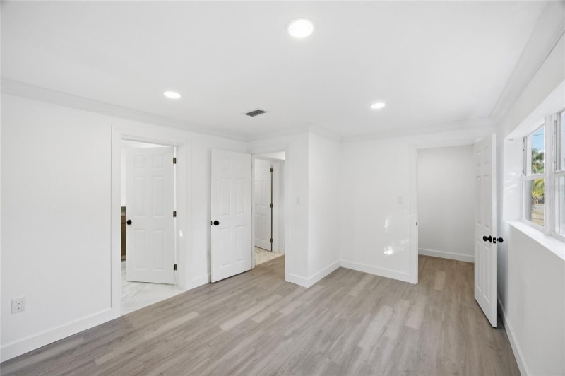 Building Photo - 1908 Macomber Ave