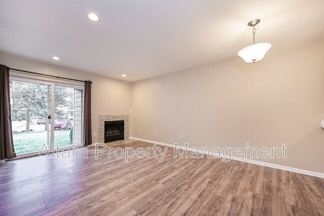 Building Photo - 407 S Memphis Way