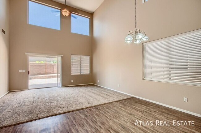Building Photo - 3201 W Yellow Peak Dr