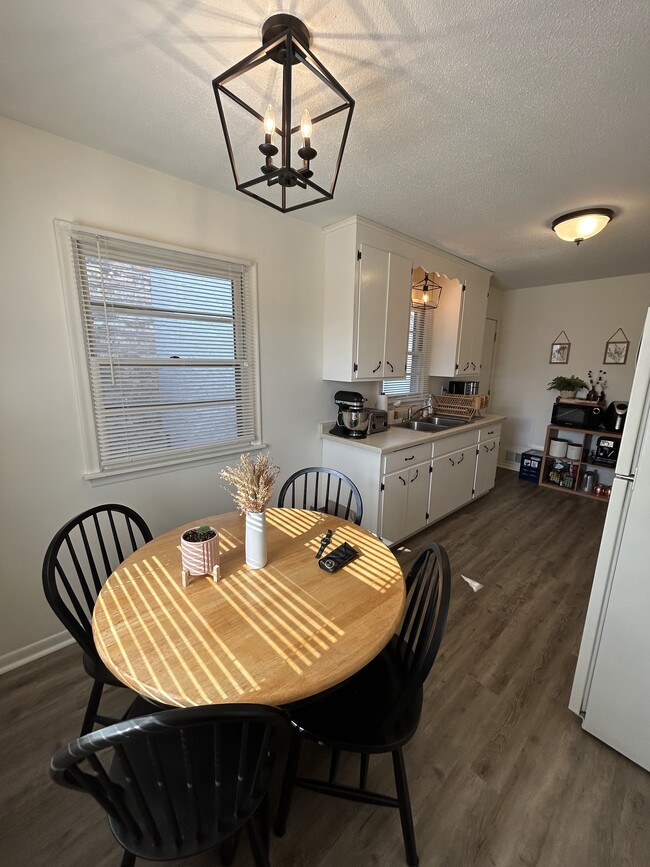 Dining area - Upstairs - 3827 Johnson St NE