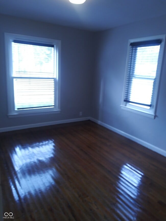 Building Photo - 4923 Carvel Ave