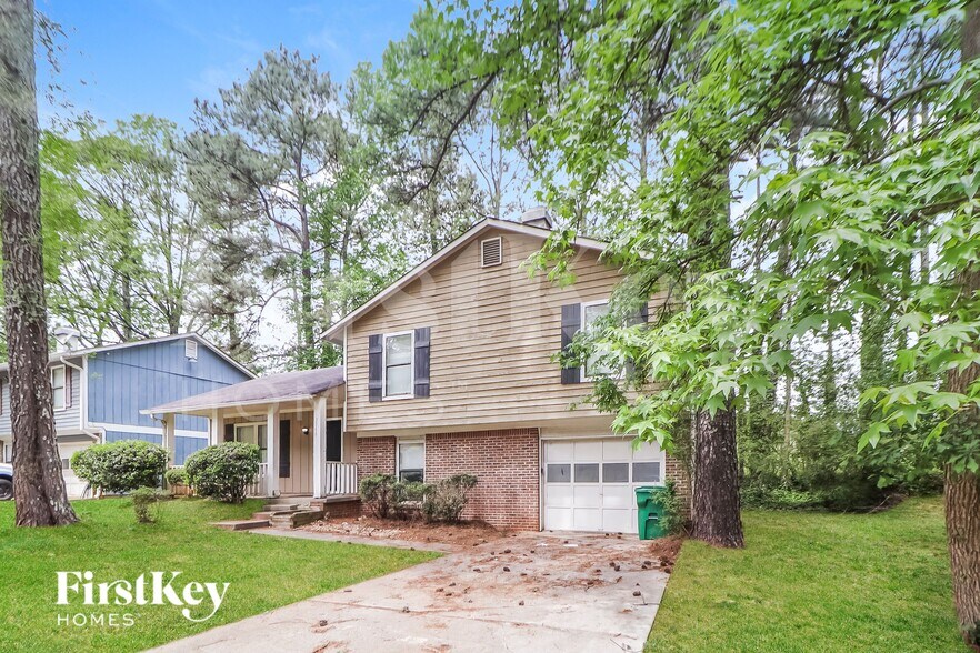 Building Photo - 3346 Clevemont Way