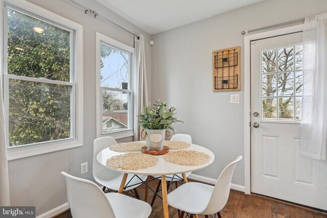 Building Photo - 1404 Beaver Heights Ln