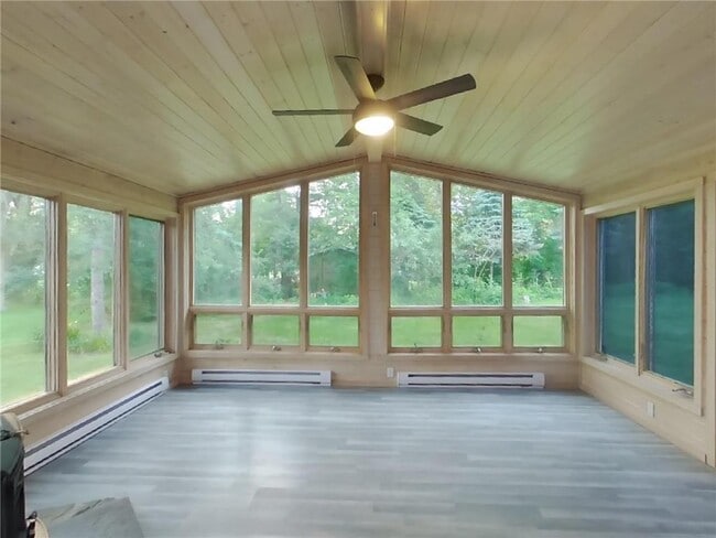 Building Photo - 12911 Overlook Rd