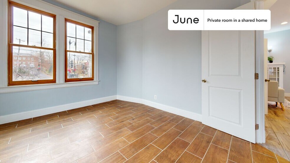 Building Photo - Room in Shared 7 bed/6 bath home