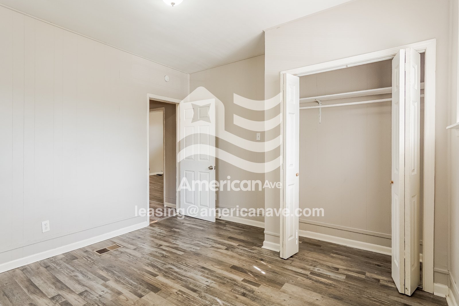 Building Photo - 608 Jerry Coleman St