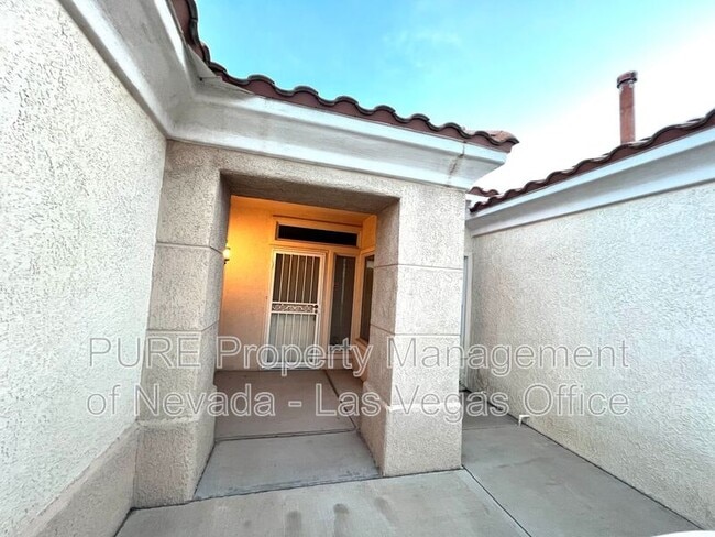 Building Photo - 10733 Clarion Ln