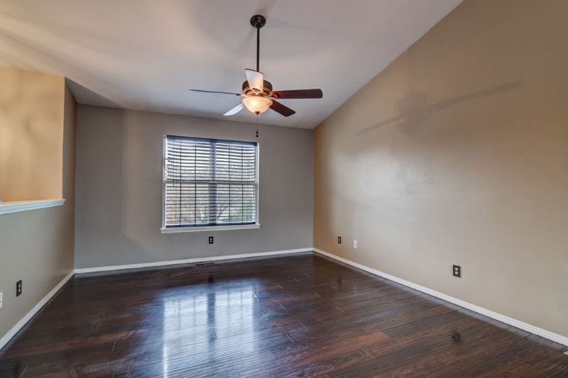 Building Photo - 205 Blossom Valley