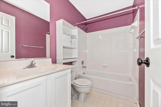 Building Photo - 7130 Oberlin Cir