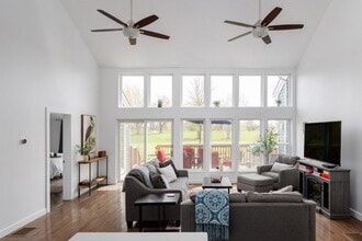 Building Photo - 21854 Golf Dr