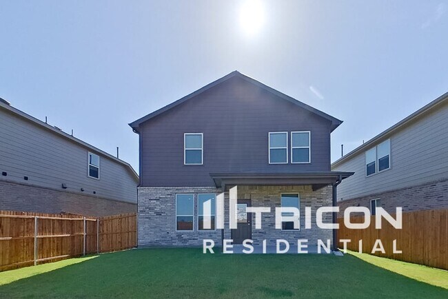 Building Photo - 2406 Carlow Ln