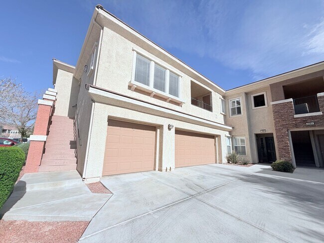 Building Photo - GREAT SUMMERLIN CONDO IN GATED COMMUNITY!!