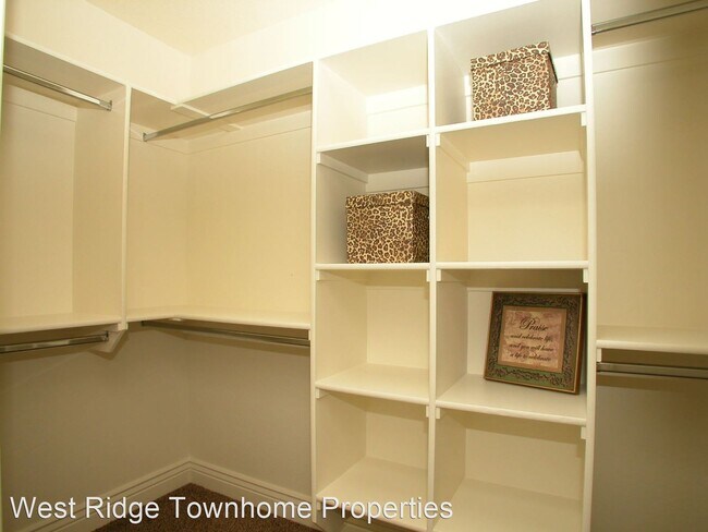 Building Photo - 3 br, 1.5 bath Apartment - 120 West 400 South
