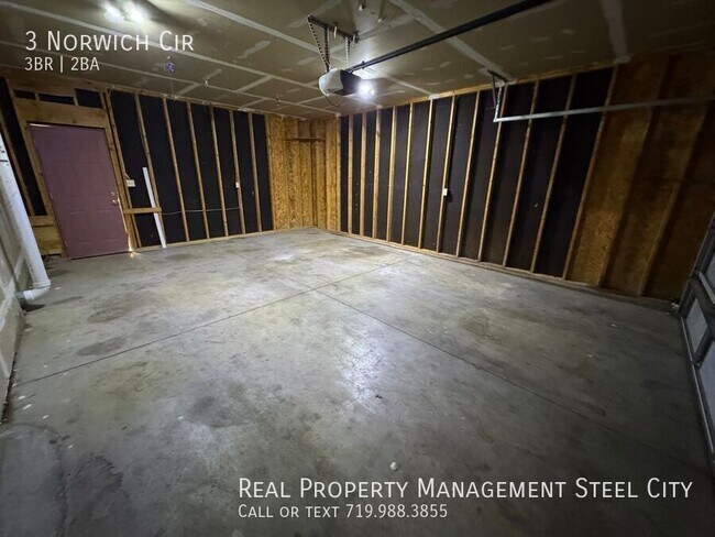 Building Photo - 3 Norwich Cir