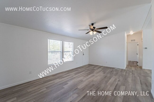 Building Photo - 2628 N Fontana Ave