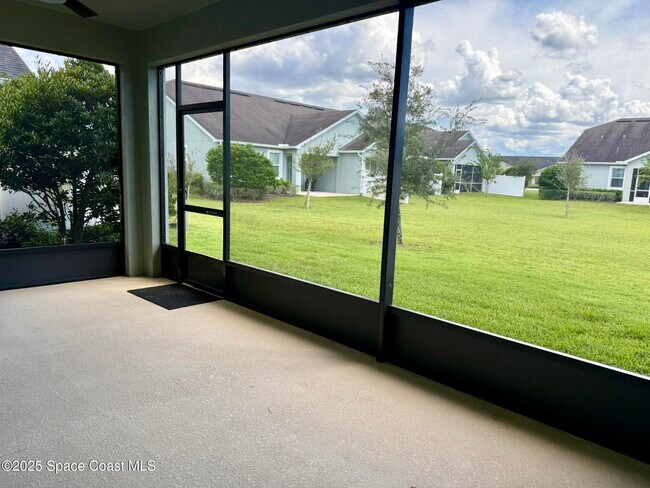 Building Photo - 7634 Loren Cove Dr