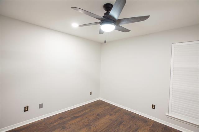 Building Photo - 16114 Shadybank Dr