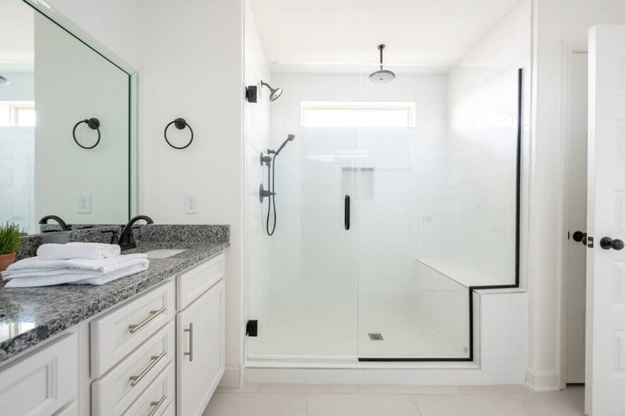 Building Photo - 3319 Old Hickory Blvd