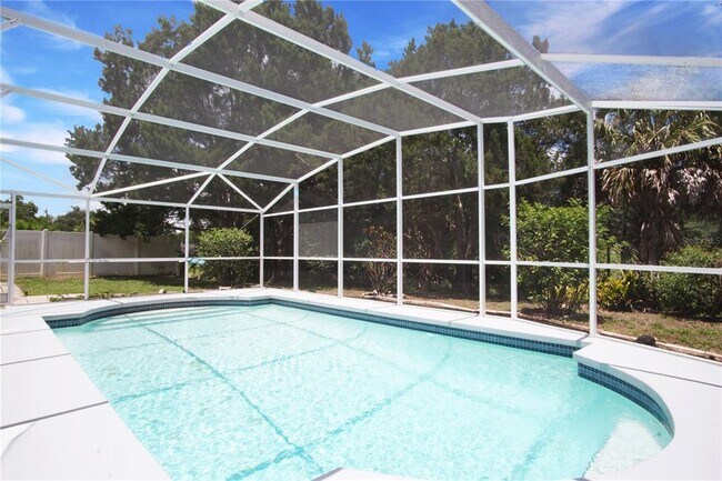 Building Photo - 928 Loma Bonita Dr