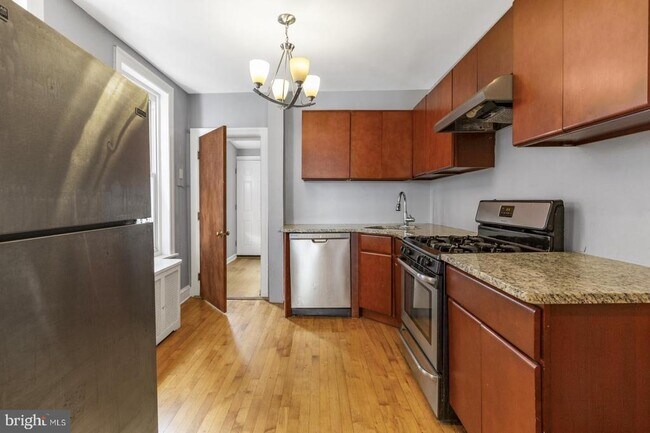 Building Photo - 2803 Aramingo Ave
