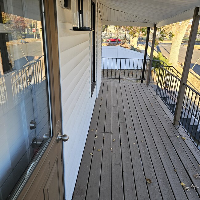 2nd Level Porch - 915 Saint Marys Ave