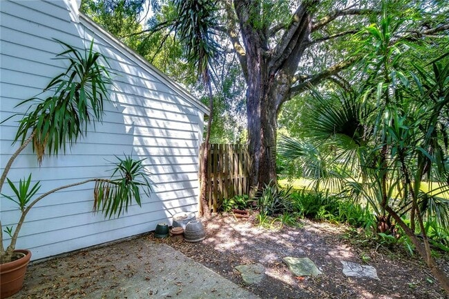 Building Photo - 13937 Fletchers Mill Dr