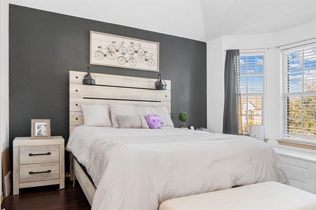 Building Photo - 428 Running Water Trail