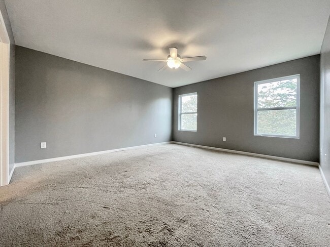 Building Photo - Four Bedroom Home in Fruitport