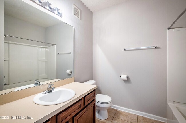 Building Photo - 4920 Key Lime Dr