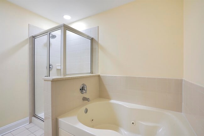 Building Photo - 80 Lyon Ct