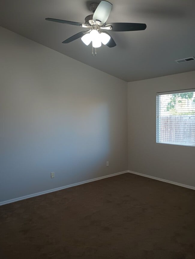 Building Photo - 4006 W 150 N
