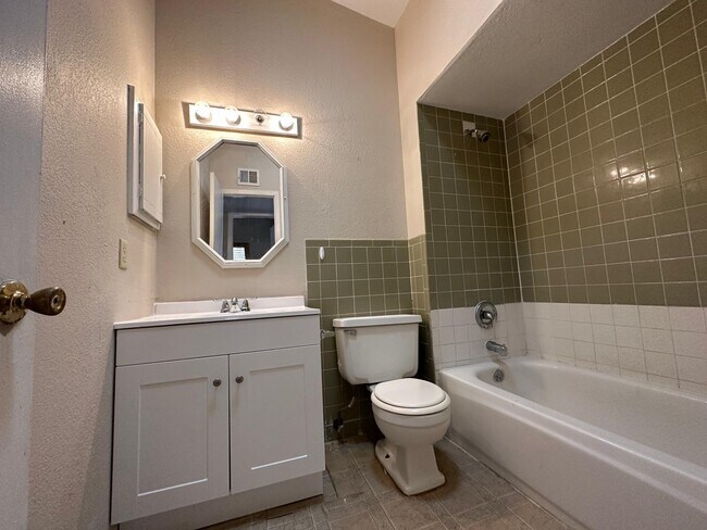 Building Photo - 5021 Dearborne Dr