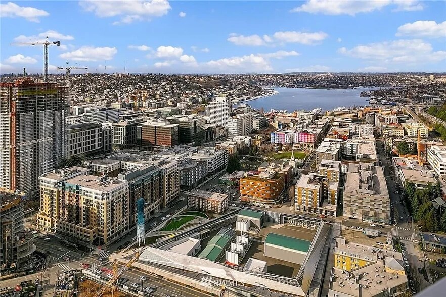 Building Photo - 1808 Minor Ave