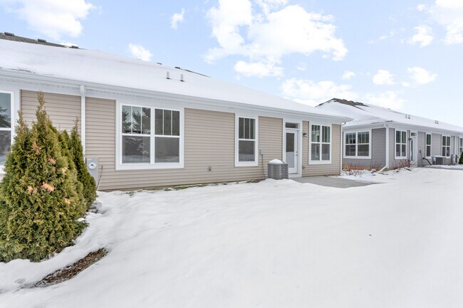 Building Photo - 12245 Barcroft Cir