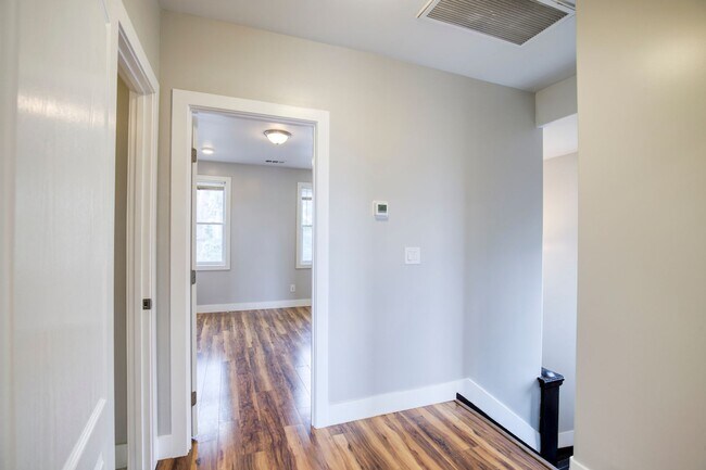 Building Photo - Jyoty