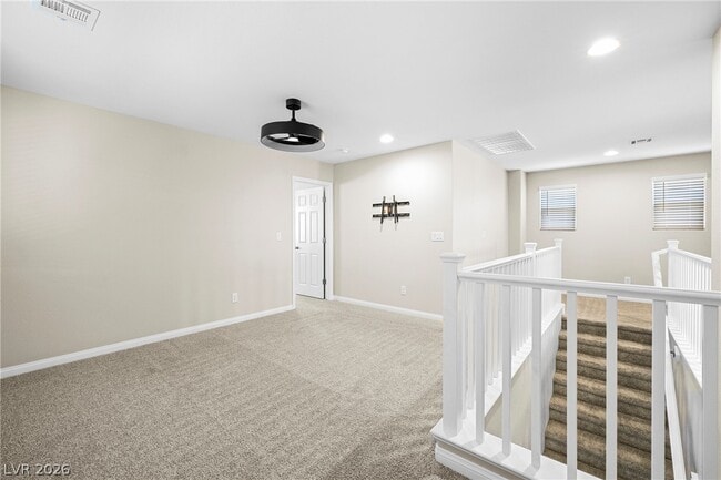 Building Photo - 10334 Apefly St