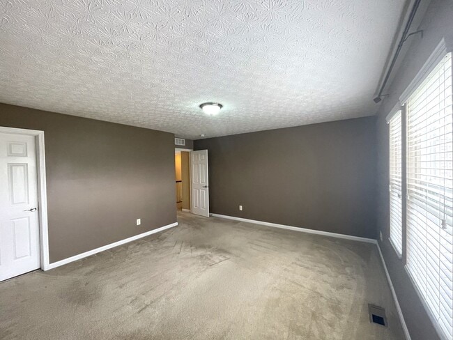 Building Photo - 6127 Janes Way